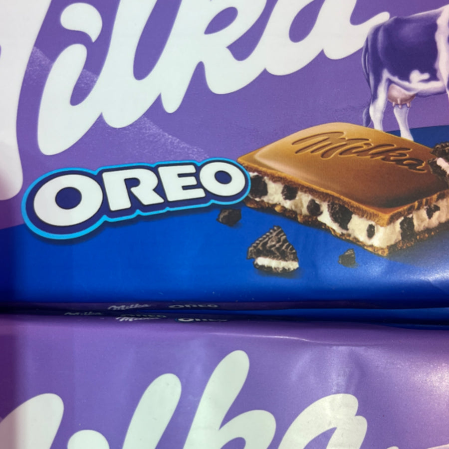 Oreo Milka ( Europe) ( Spain ) — front of pack at Exotic Snaxx Chicago