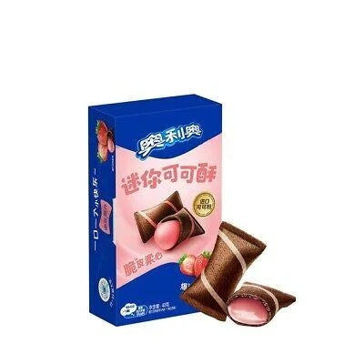 Oreo Mini Fagottini al Cioccolato con crema di Fragola 40 g Snack Dolce Biscott — front of pack at Exotic Snaxx Chicago