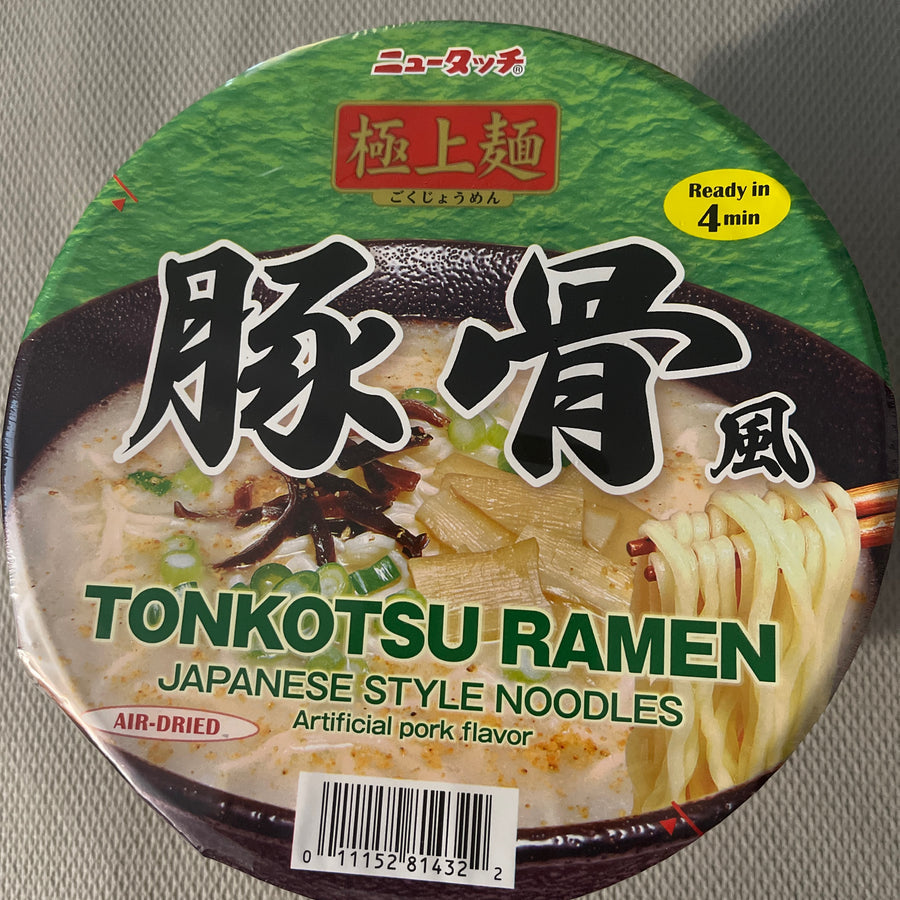 Tonkotsu Ramen – Japanese Style Noodles (Japan) — front of pack at Exotic Snaxx Chicago