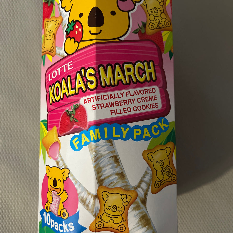 Lotte Koala’s March Strawberry – Family Pack (Thailand) — front of pack at Exotic Snaxx Chicago