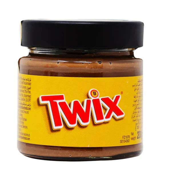 Twix Spread (200g) UK — front of pack at Exotic Snaxx Chicago