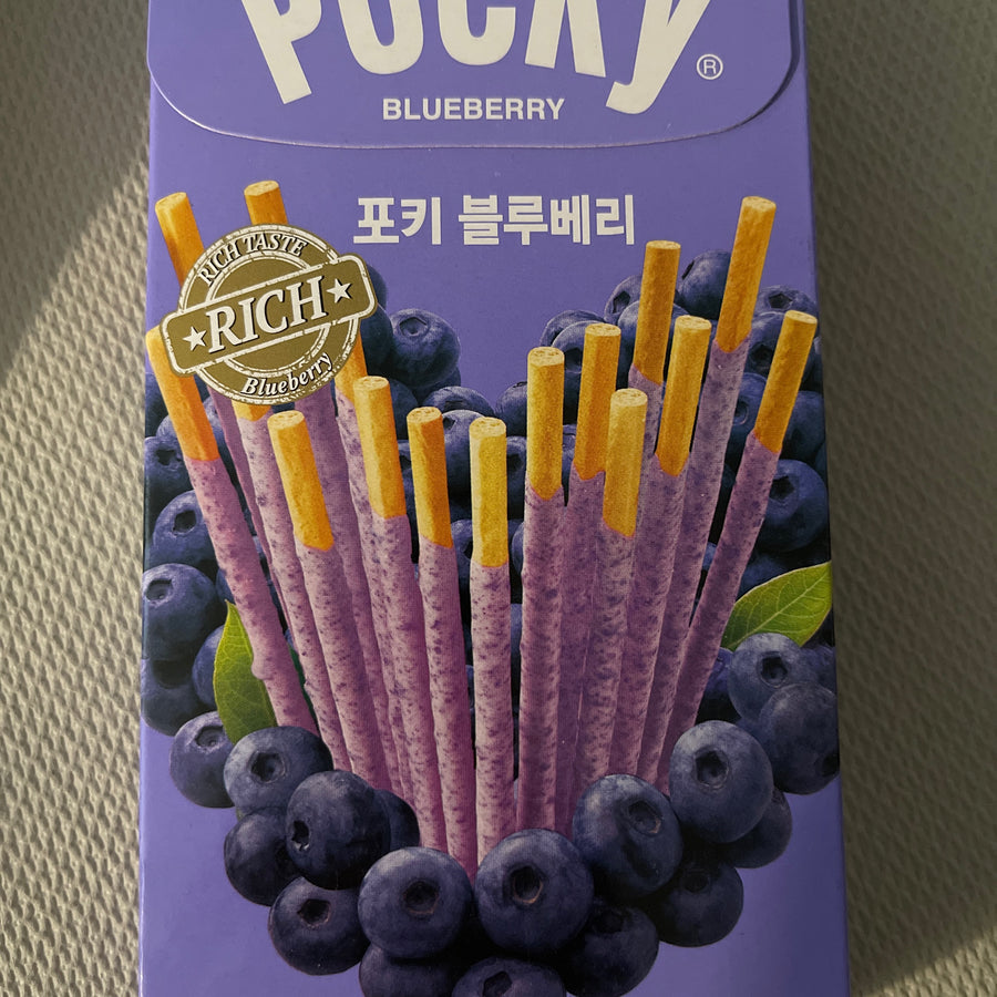 Pocky Blueberry (Korea) — front of pack at Exotic Snaxx Chicago