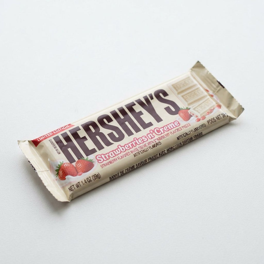 Hersheys Limited Edition Strawberries n' Creme Standard Size — front of pack at Exotic Snaxx Chicago