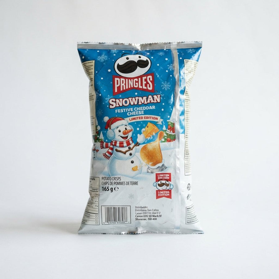 Pringles – Limited Edition (Snowman Design Packaging) — front of pack at Exotic Snaxx Chicago