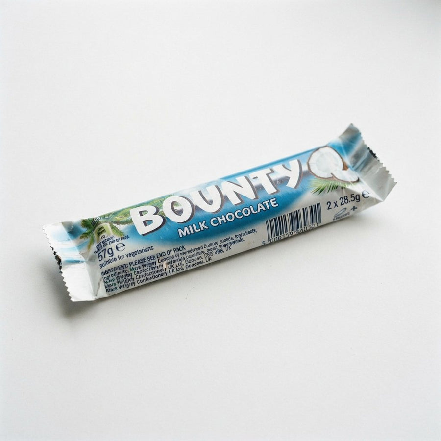 Bounty ( UK) — front of pack at Exotic Snaxx Chicago