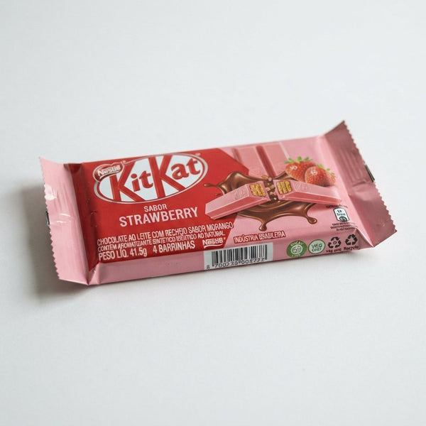 KIT KAT SABOR STRAWBERRY PRODUCT OF BRAZIL