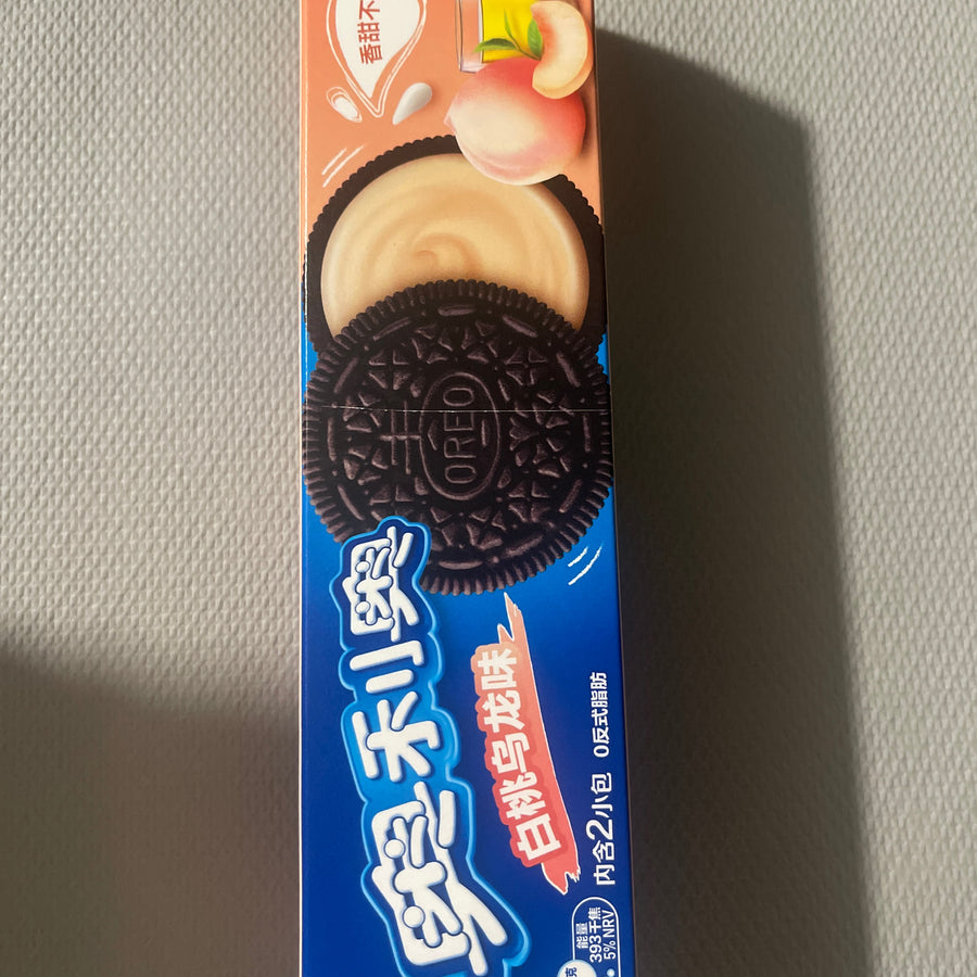 Oreo Peach Oolong Flavor (China) — front of pack at Exotic Snaxx Chicago
