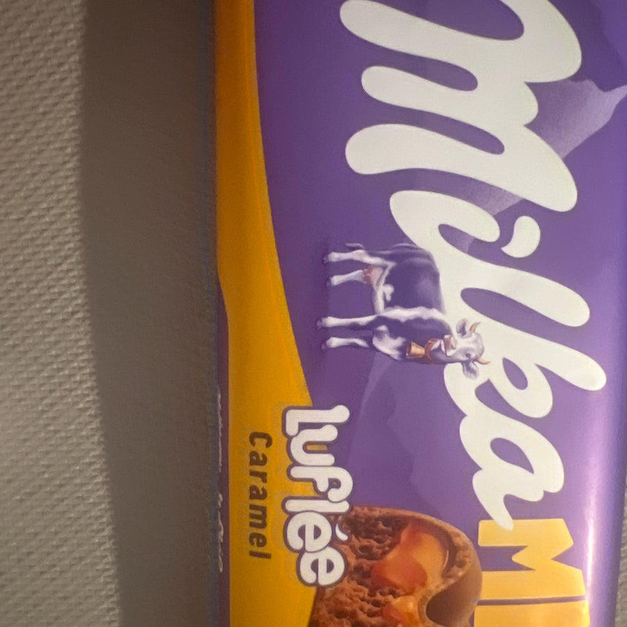 Milka Luflée Caramel Chocolate Bar 250g(Austria) — front of pack at Exotic Snaxx Chicago